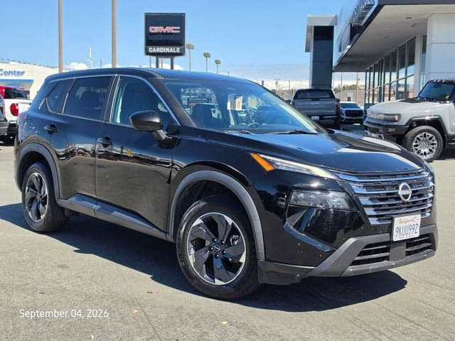 2024 Nissan Rogue SV — photo 1 of 9
