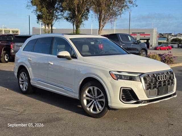 2025 Audi Q7 Premium Plus — photo 1 of 14