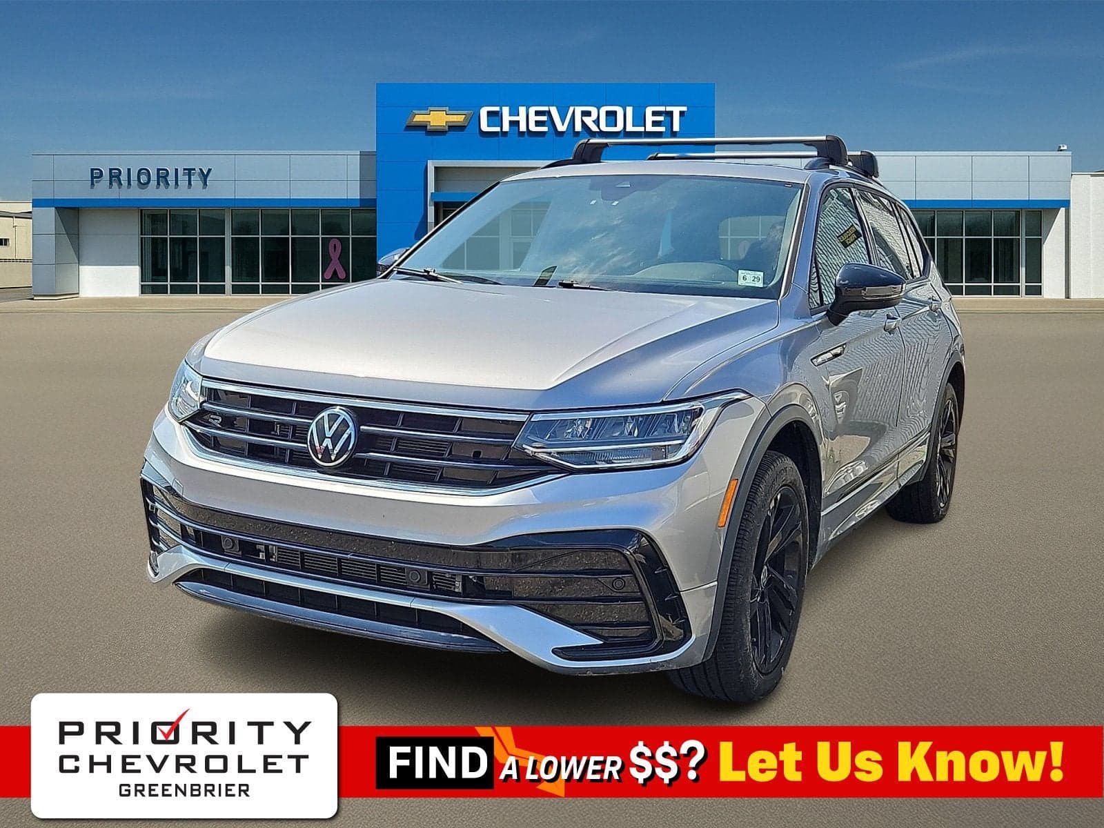 2024 Volkswagen Tiguan SE R-Line Black — photo 1 of 6