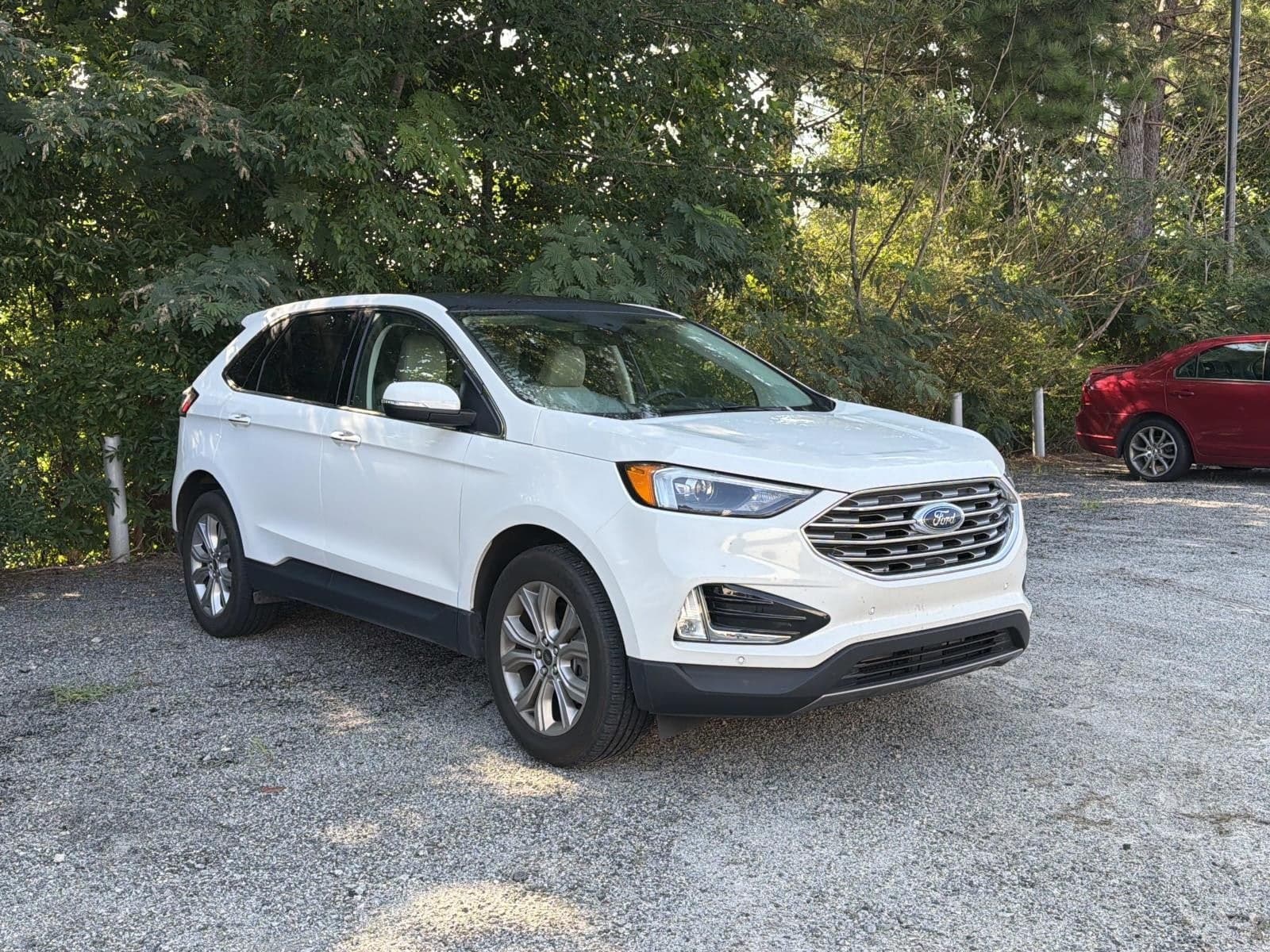 2023 Ford Edge Titanium — photo 1 of 21
