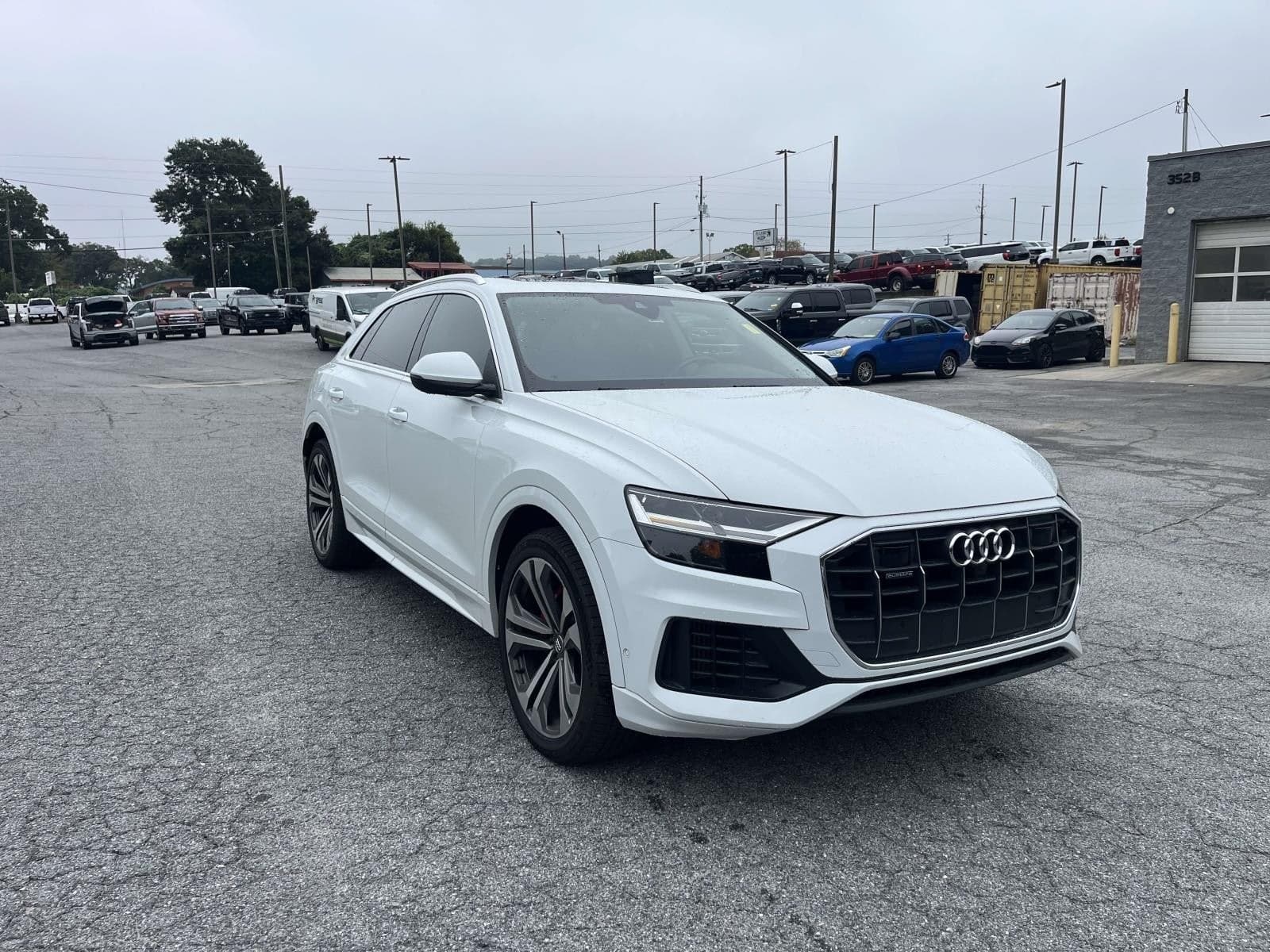 2019 Audi Q8 Premium Plus — photo 1 of 14