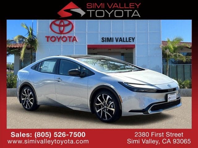 2027 Toyota Prius Plug-In Hybrid XSE Premium — photo 1 of 6