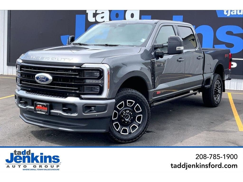 2026 Ford Super Duty F-350 SRW Platinum — photo 1 of 14