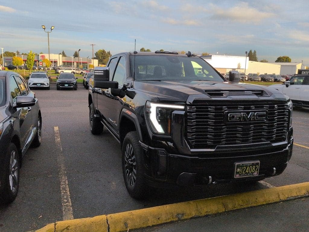 2024 GMC Sierra 3500HD Denali Ultimate — photo 1 of 14