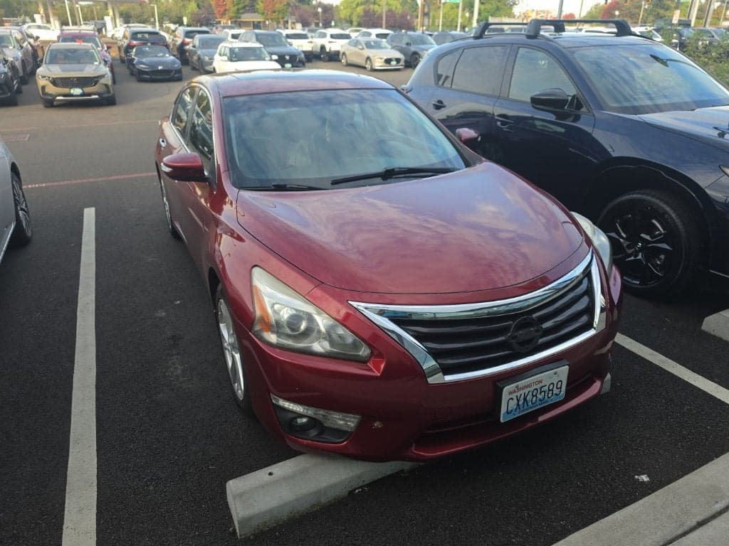 2015 Nissan Altima 2.5 SL — photo 1 of 12