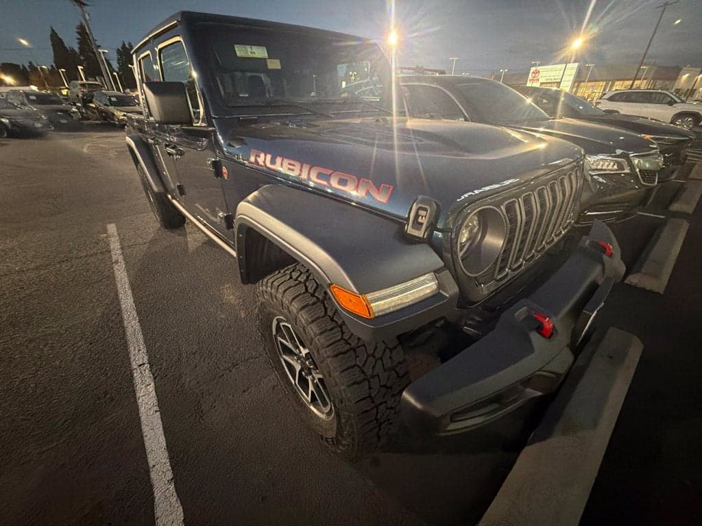2025 Jeep Gladiator Rubicon — photo 1 of 5