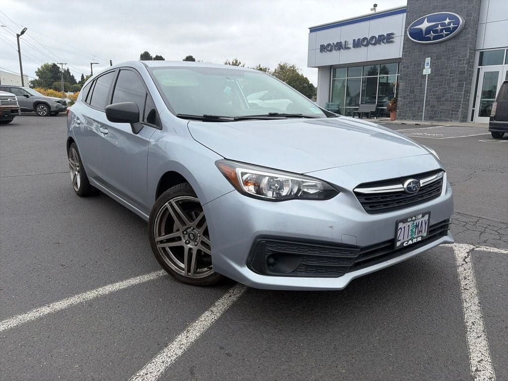 2020 Subaru Impreza Base — photo 1 of 12
