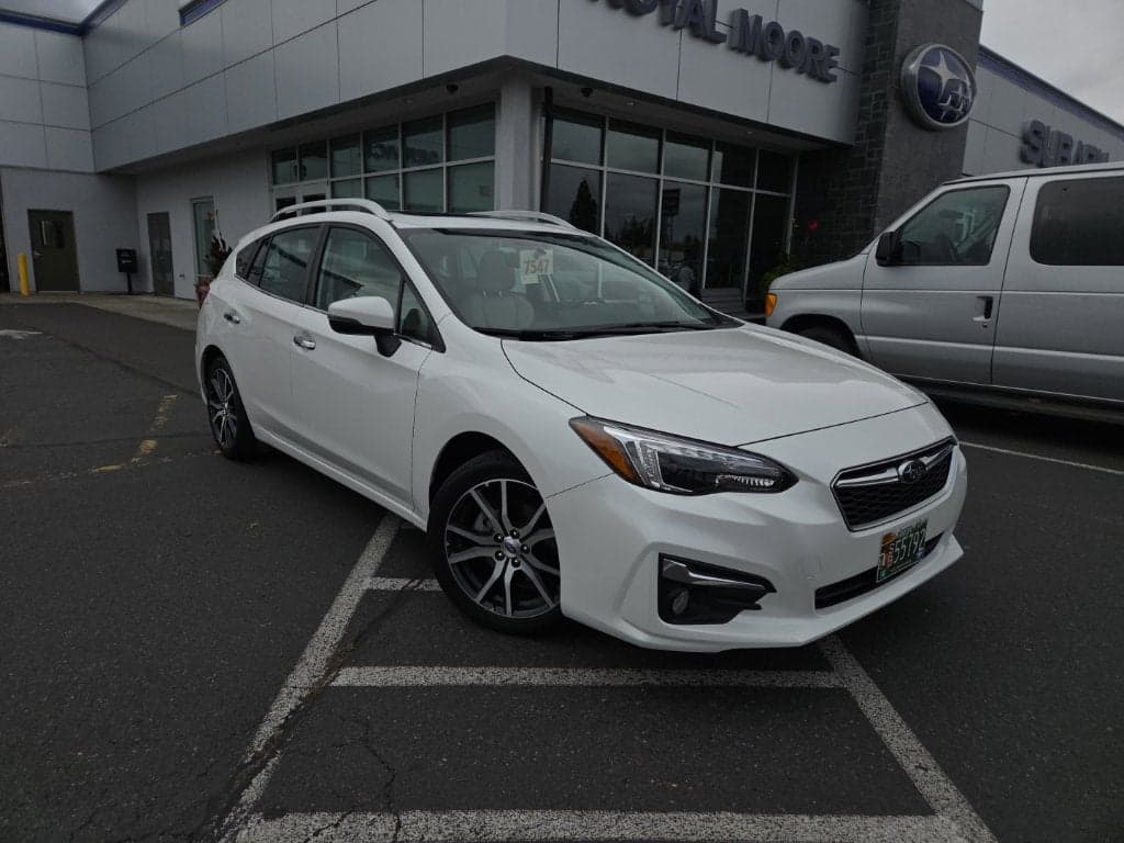 2019 Subaru Impreza Base — photo 1 of 12