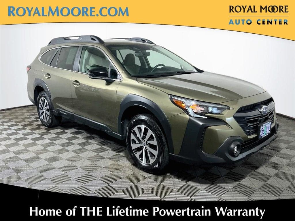 2025 Subaru Outback Premium — photo 1 of 3