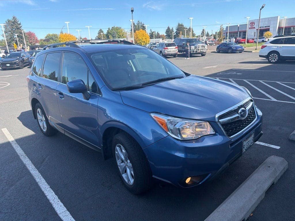 2016 Subaru Forester 2.5i Limited — photo 1 of 12