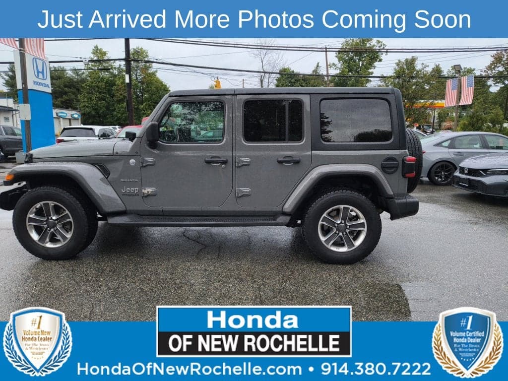 2018 Jeep Wrangler Unlimited Sahara — photo 1 of 2