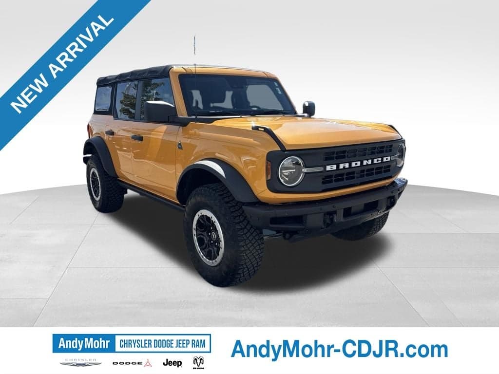 2022 Ford Bronco Black Diamond — photo 1 of 15