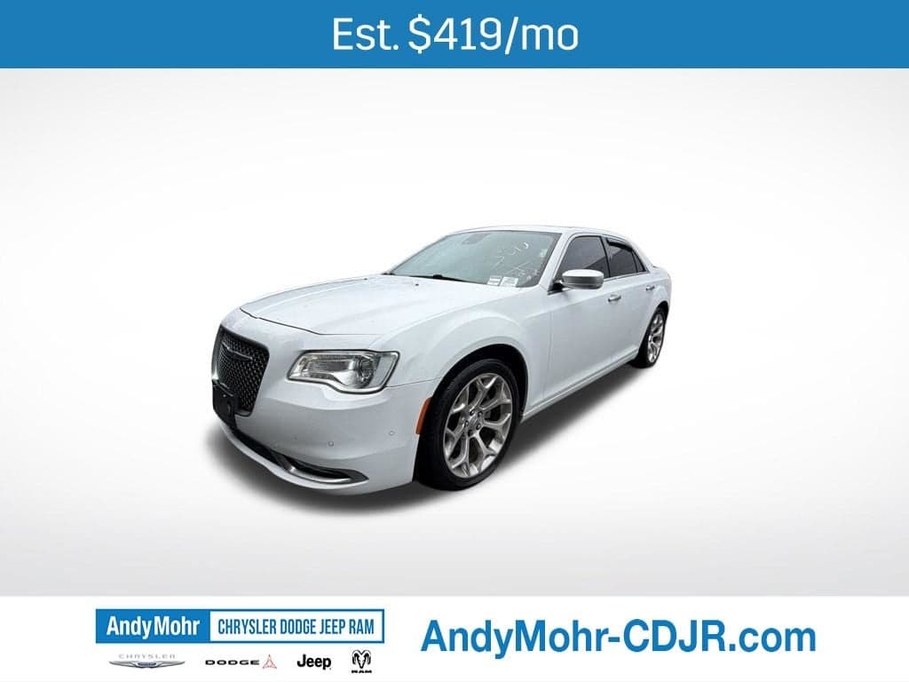2019 Chrysler 300 C — photo 1 of 4