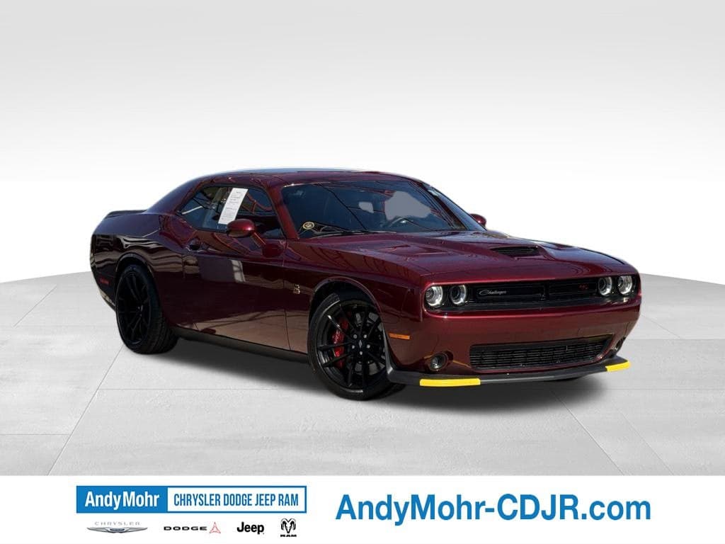 2023 Dodge Challenger R/T Scat Pack — photo 1 of 5
