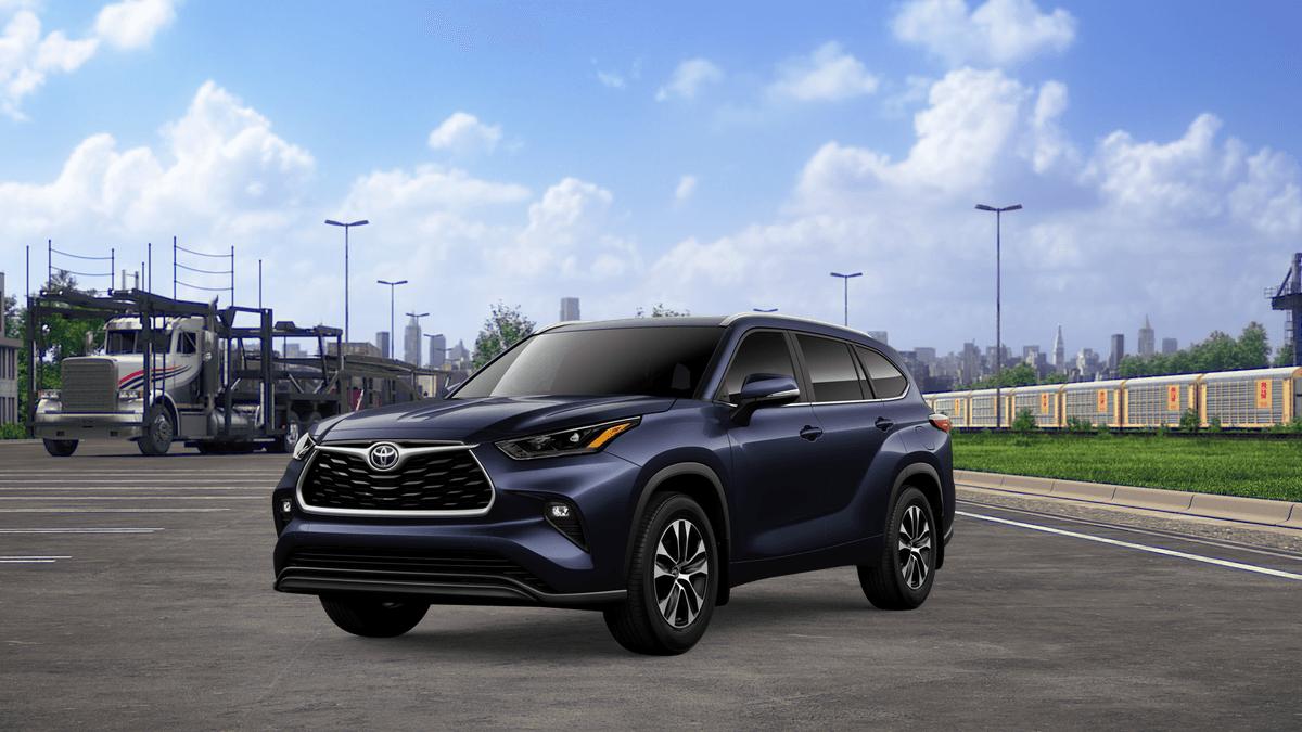 2026 Toyota Highlander XLE — photo 1 of 22