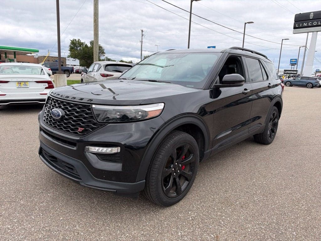 2024 Ford Explorer ST — photo 1 of 19