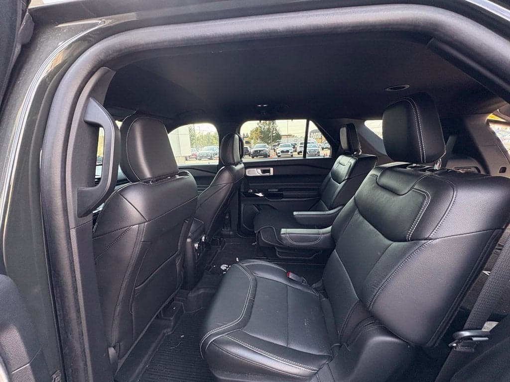 2022 Ford Explorer ST — photo 1 of 5