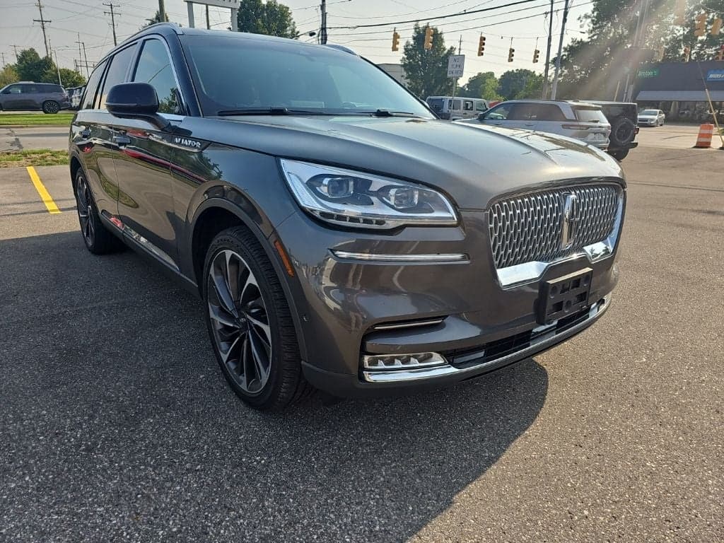 2020 Lincoln Aviator Reserve — photo 1 of 33
