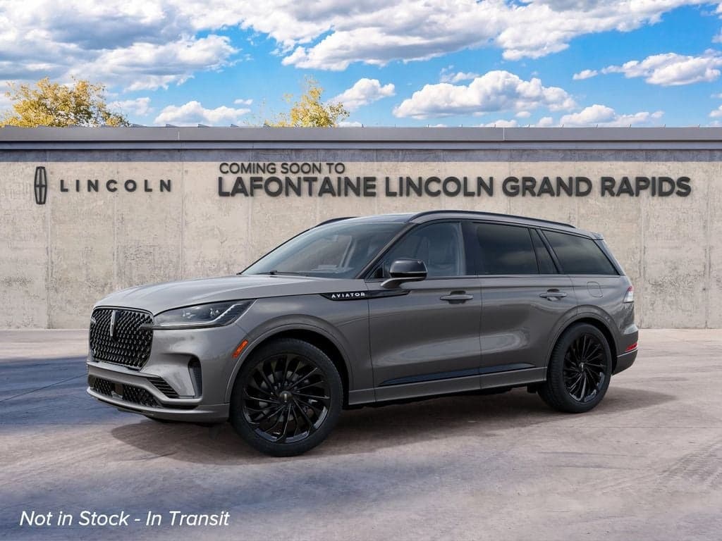 2027 Lincoln Aviator Reserve — photo 1 of 22