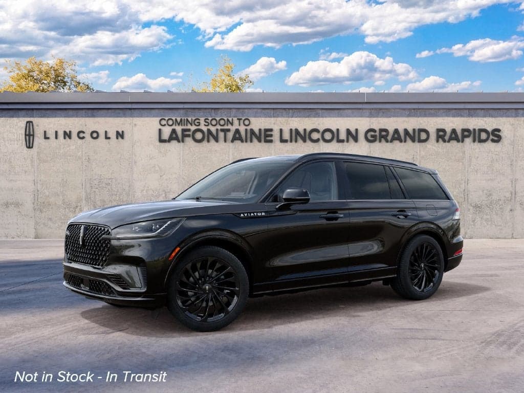 2027 Lincoln Aviator Reserve — photo 1 of 5