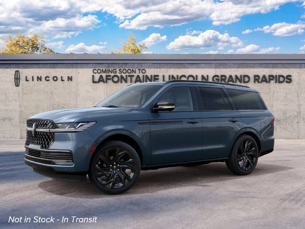 2027 Lincoln Navigator Reserve — photo 1 of 23