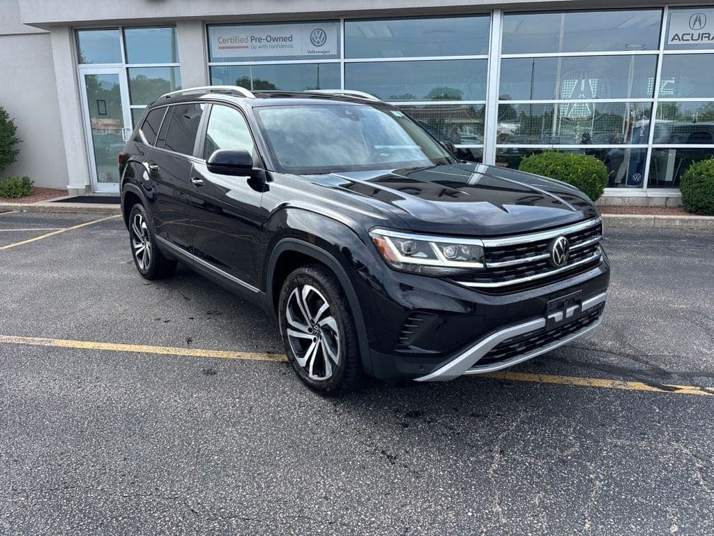 2023 Volkswagen Atlas SEL — photo 1 of 21