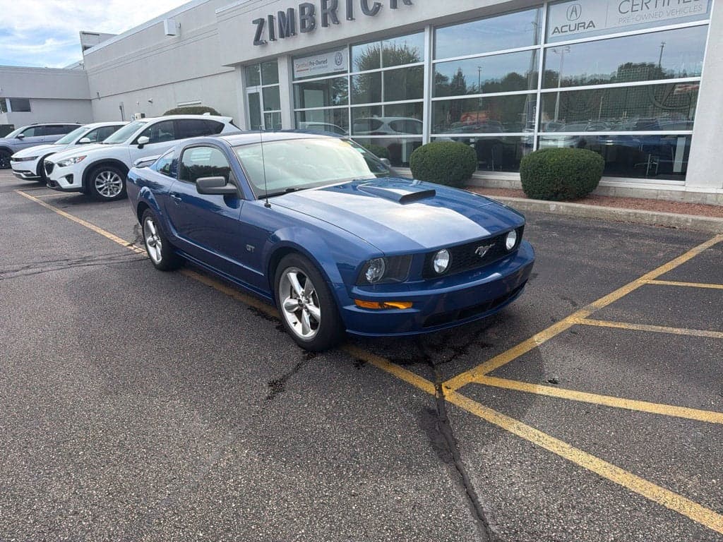 2008 Ford Mustang GT Deluxe — photo 1 of 5