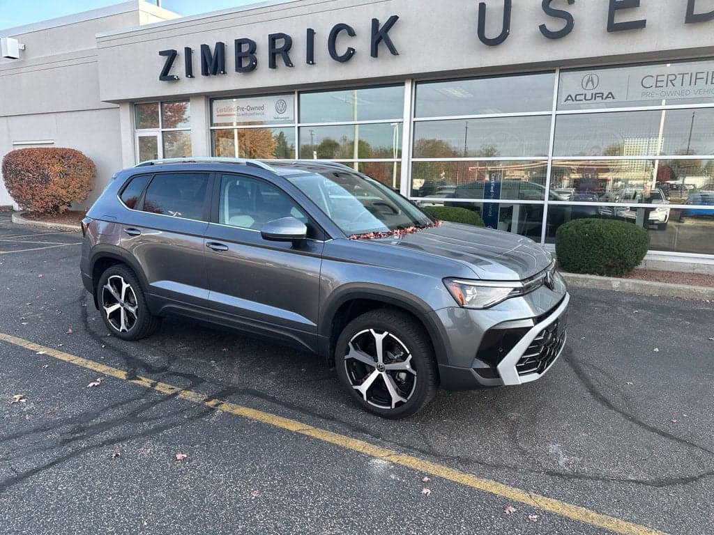 2026 Volkswagen Taos Base — photo 1 of 5
