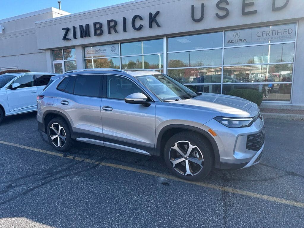 2026 Volkswagen Tiguan SE — photo 1 of 5