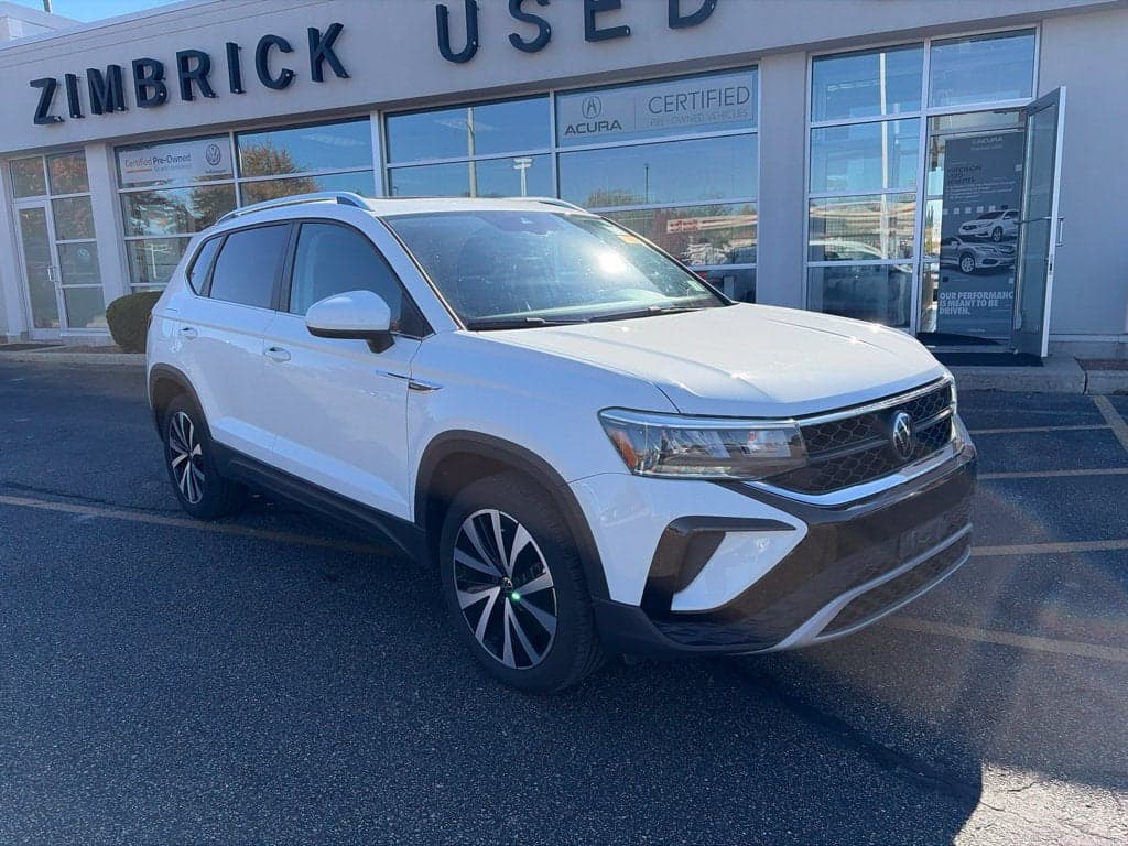 2023 Volkswagen Taos Base — photo 1 of 5