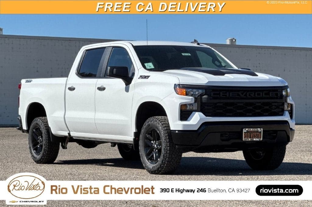 2026 Chevrolet Silverado 1500 Custom Trail Boss — photo 1 of 25