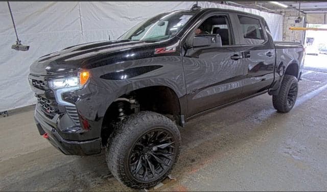 2023 Chevrolet Silverado 1500 Base — photo 1 of 5