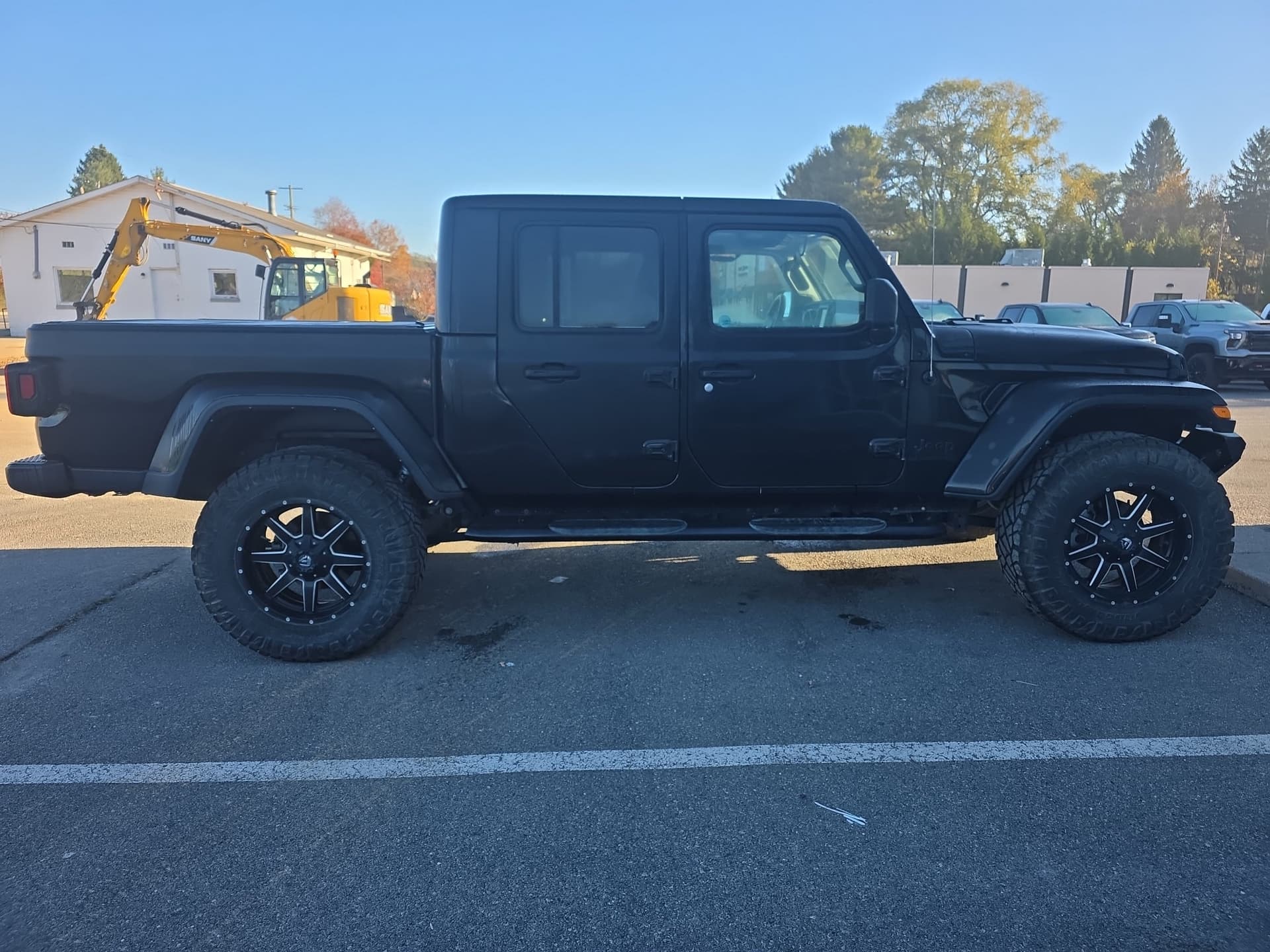 2022 Jeep Gladiator Sport S — photo 1 of 5