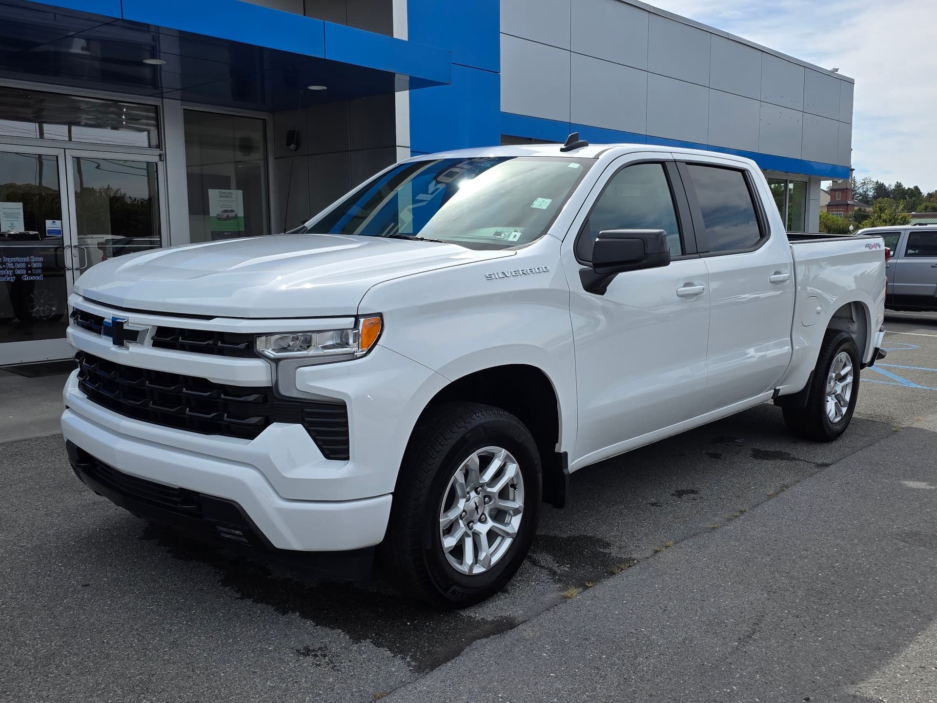 2026 Chevrolet Silverado 1500 RST — photo 1 of 33