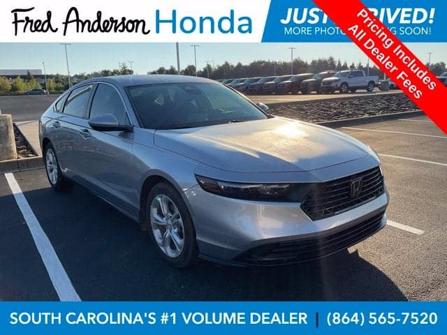 2025 Honda Accord Sedan LX — photo 1 of 11