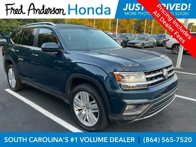 2019 Volkswagen Atlas 3.6L V6 SE w/Technology — photo 1 of 23