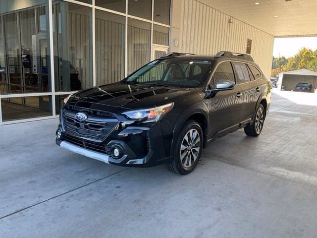 2024 Subaru Outback Touring XT — photo 1 of 5