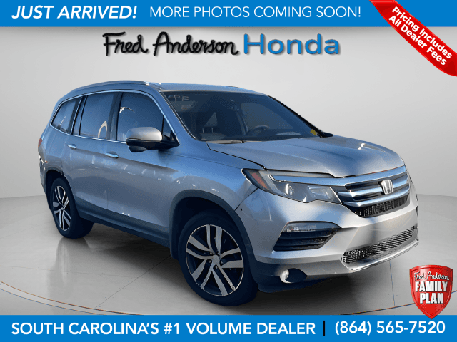 2016 Honda Pilot Touring — photo 1 of 5