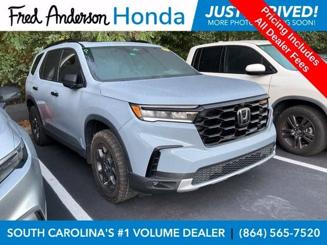 2024 Honda Pilot TrailSport — photo 1 of 5