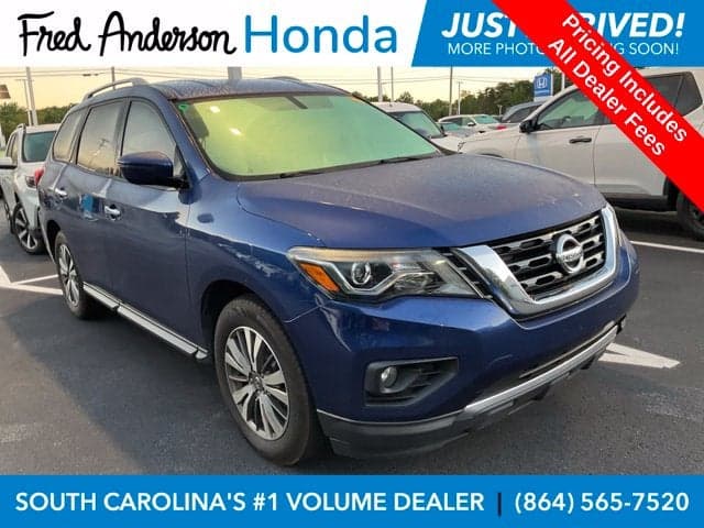 2020 Nissan Pathfinder SV — photo 1 of 24