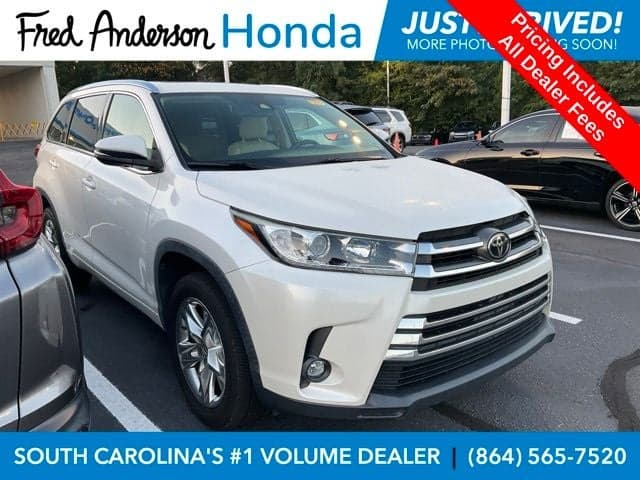 2019 Toyota Highlander Limited — photo 1 of 24