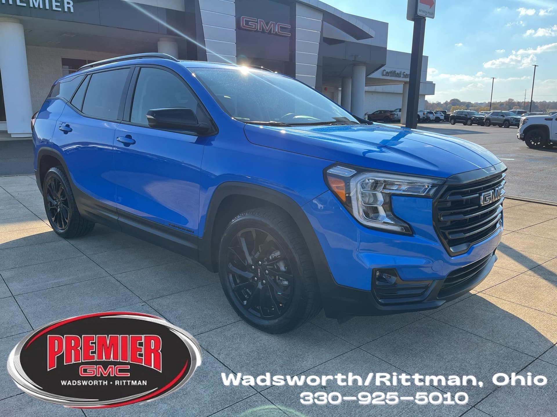 2024 GMC Terrain SLT — photo 1 of 5