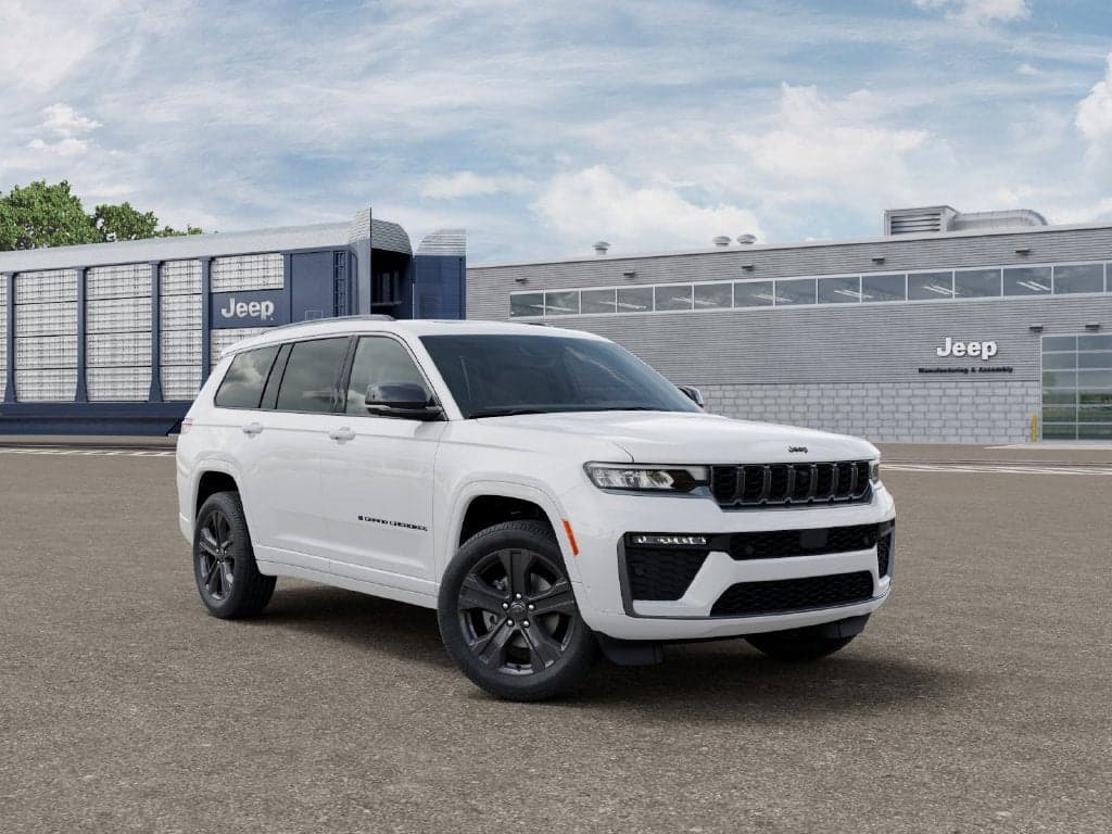 2027 Jeep Grand Cherokee L Limited Reserve — photo 1 of 5