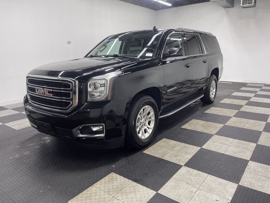 2019 GMC Yukon XL SLT — photo 1 of 35