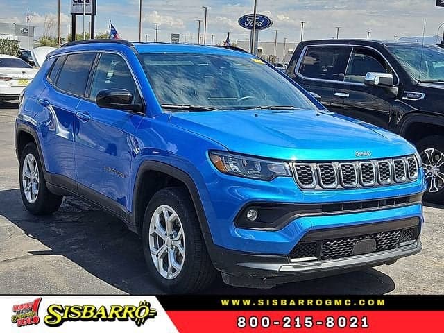 2024 Jeep Compass Latitude — photo 1 of 5