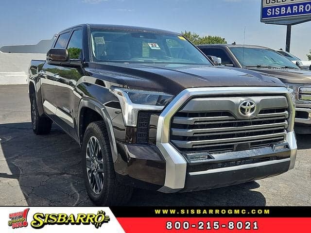 2022 Toyota Tundra 4WD Limited — photo 1 of 13