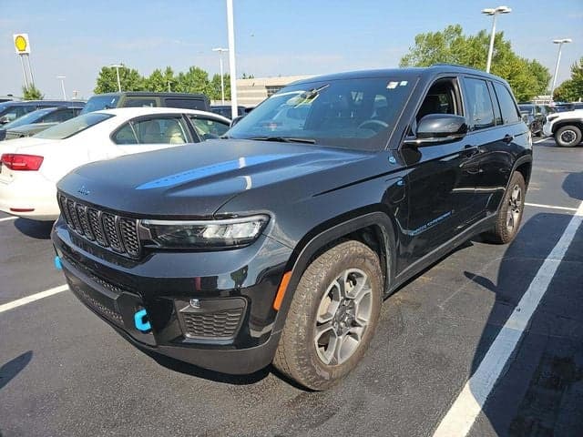 2024 Jeep Grand Cherokee 4xe Trailhawk — photo 1 of 12