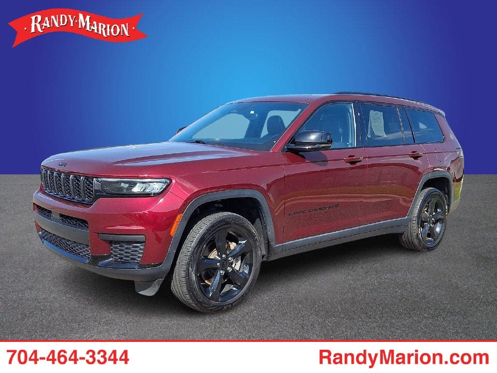 2023 Jeep Grand Cherokee L Altitude — photo 1 of 5