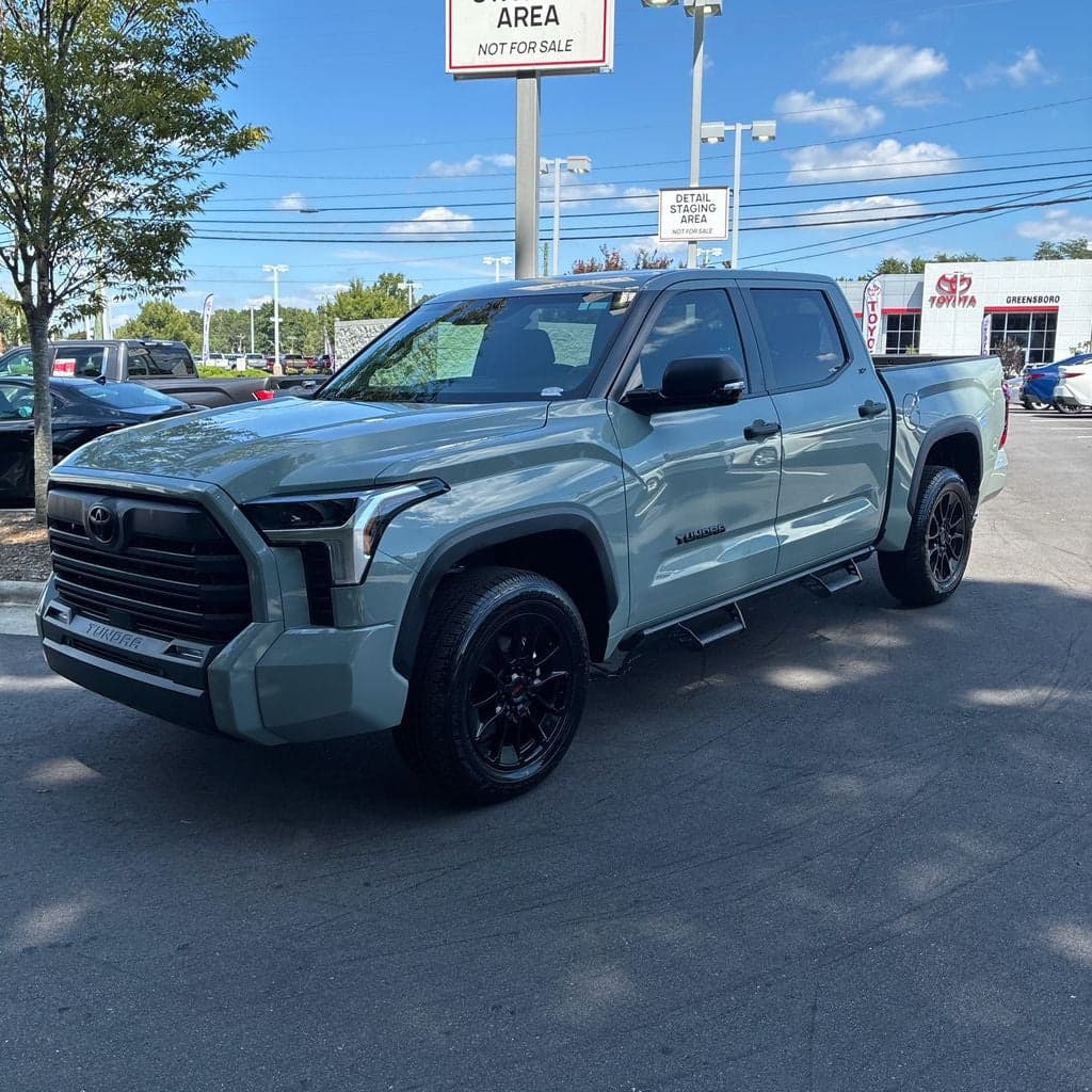 2024 Toyota Tundra 4WD Base — photo 1 of 9
