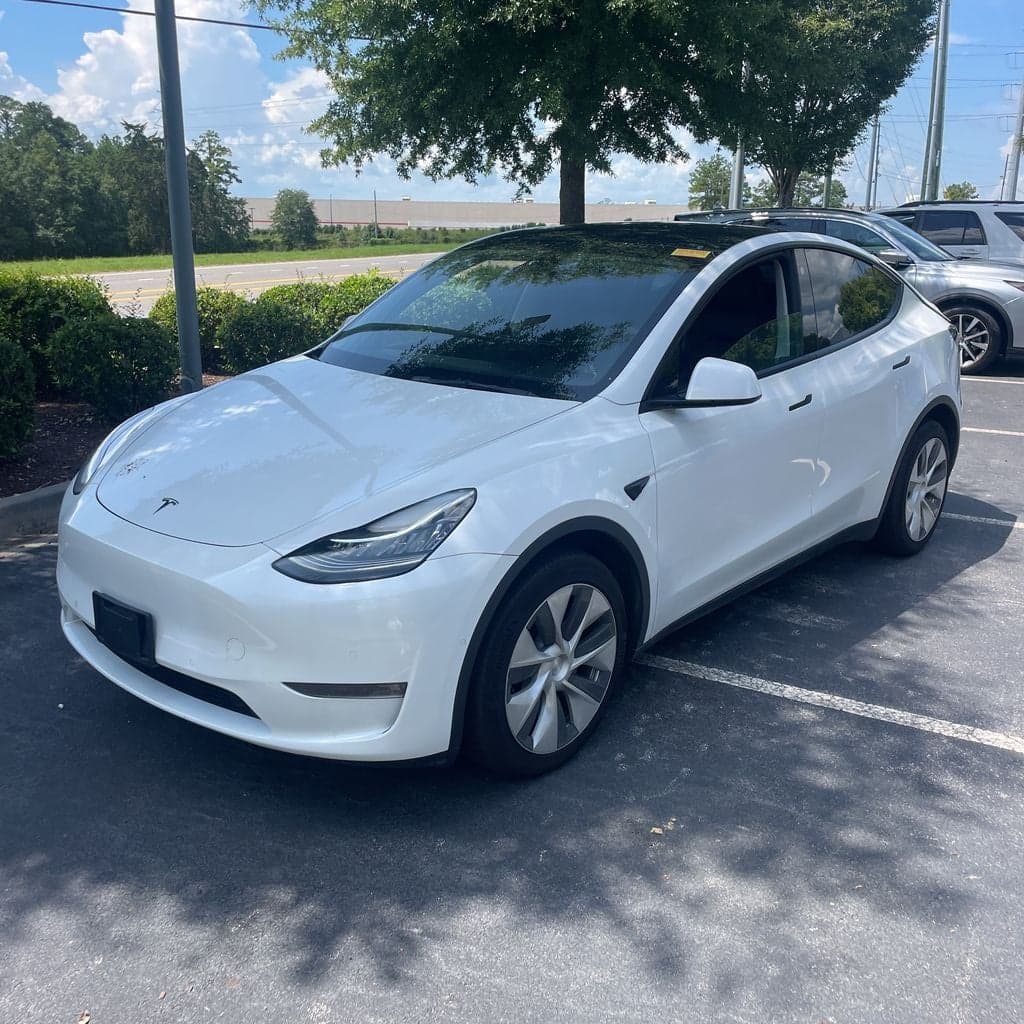 2021 Tesla Model Y Long Range — photo 1 of 25